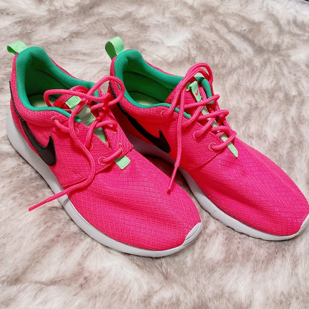 SNEAKERS: Nike Roshe Pink and & Lime Green